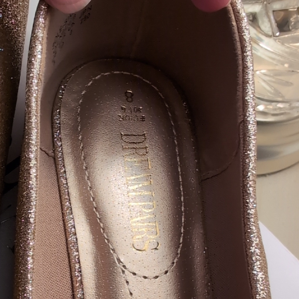Dreampairs Gold Glitter Flats - Picture 2 of 7